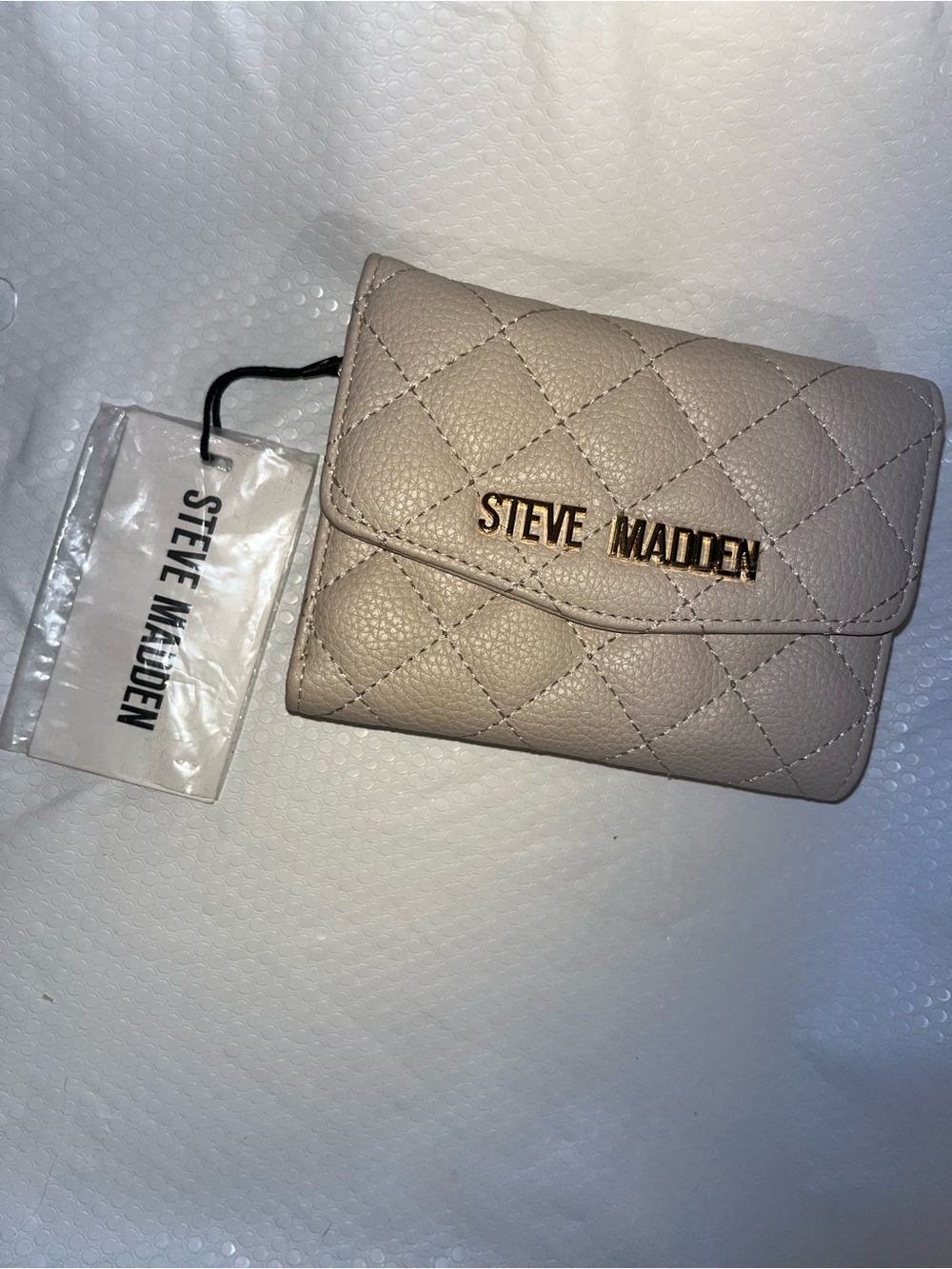 Steve Madden Quilted Small Card Holder - Taupe